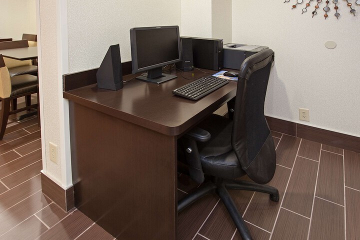 Business Center 50 of 51