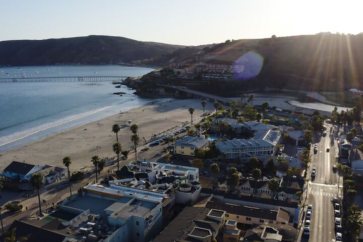 Avila Lighthouse Suites