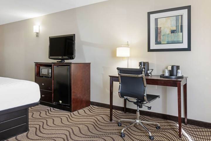 Best Western Plus Lonoke Hotel