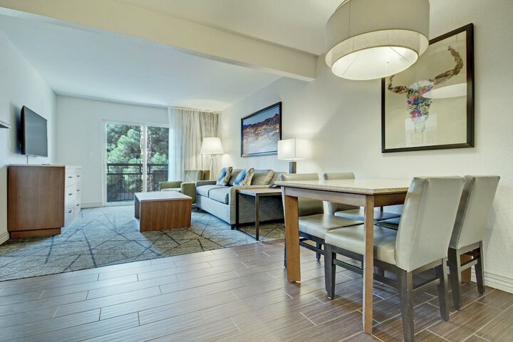 Room 20 of 38