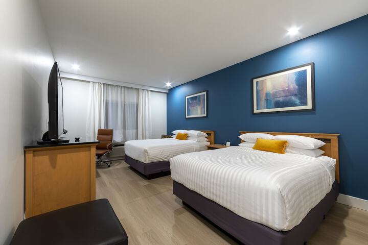 Room 27 of 45