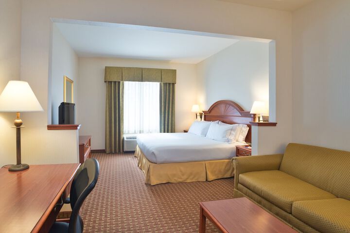 Room 21 of 46