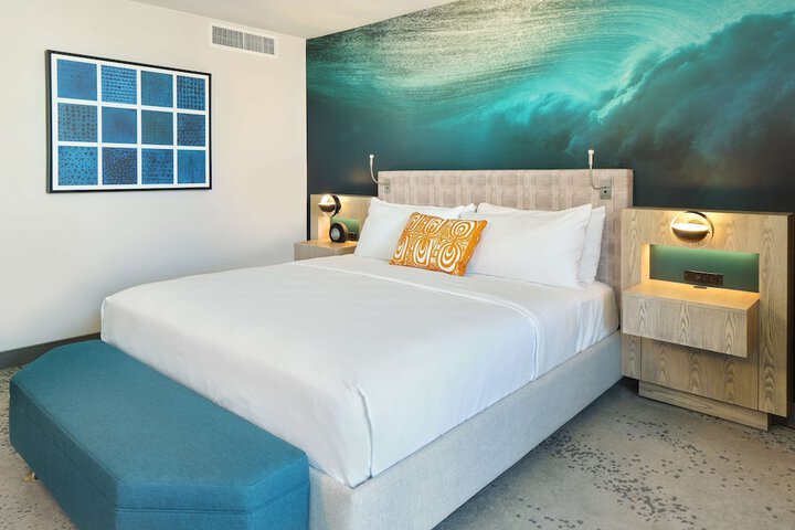 Room 105 of 134