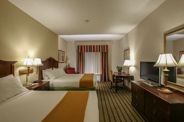 Room 18 of 32