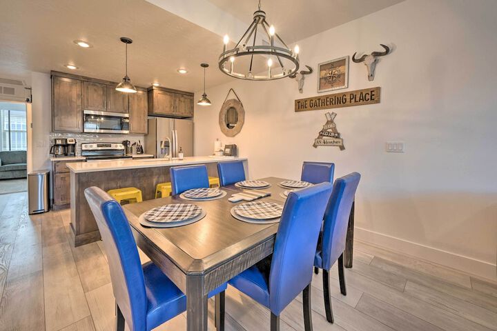 Charming Mccall Townhome: Hike Fish, & Ski!