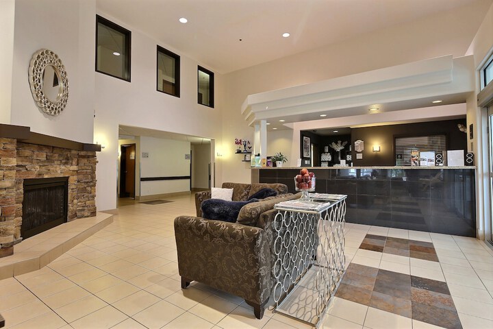 Hotel Interior 13 of 57