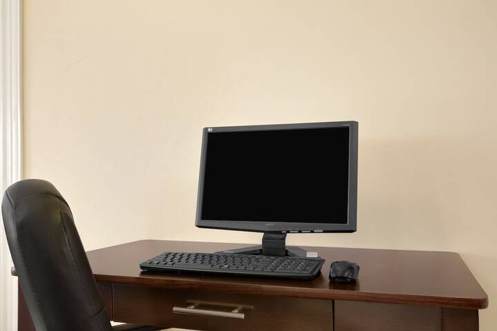 Business Center 11 of 11