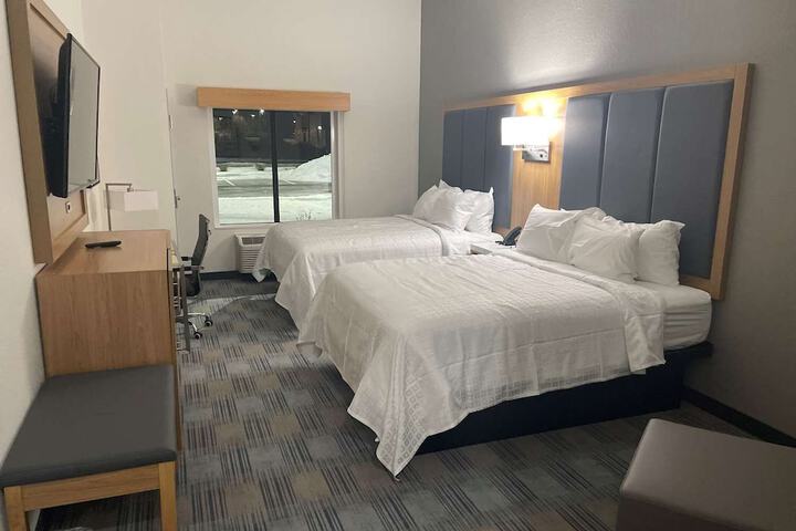 Room 22 of 57