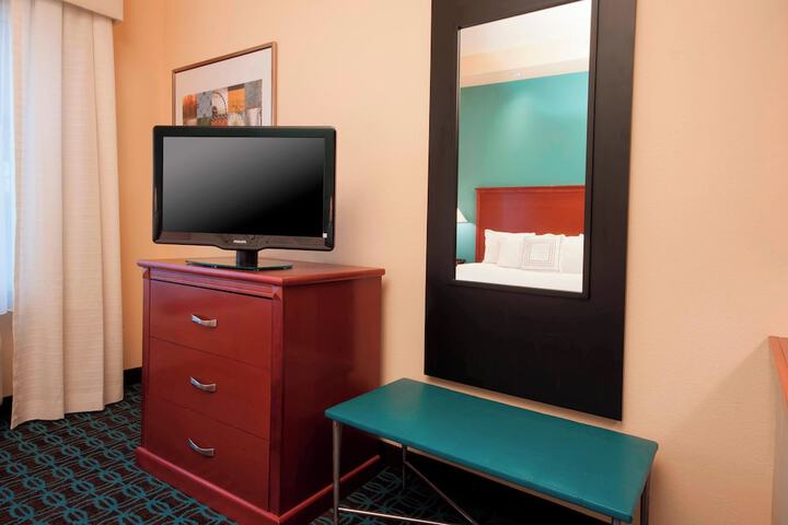 Room 10 of 31