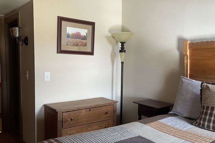 Room 60 of 99