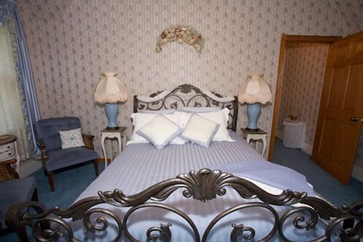 Room 31 of 52