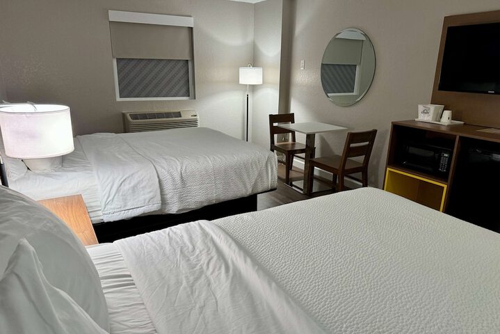 Room 8 of 24