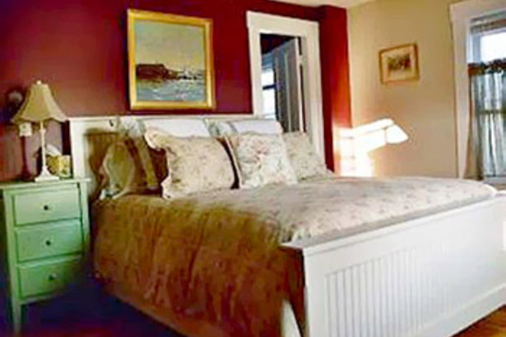 Mountain Village Farm B & B
