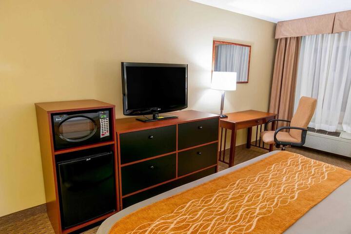 Room 7 of 27