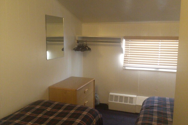 Room 48 of 104