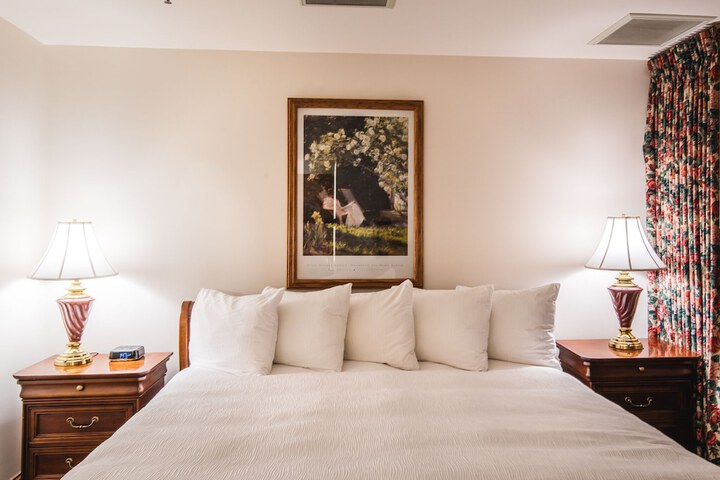 Room 26 of 62