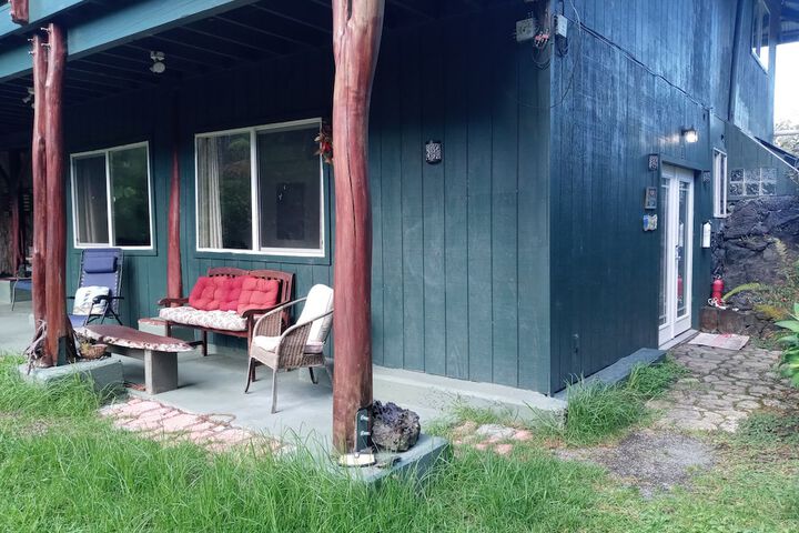 Aloha Crater Lodge