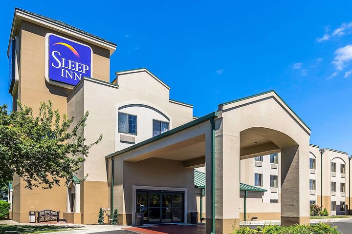 Hotel 3 of 61