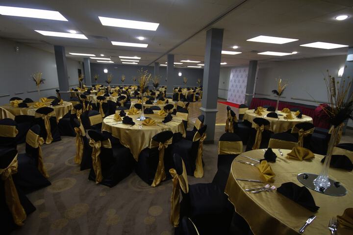 Ballroom/Hall 72 of 103