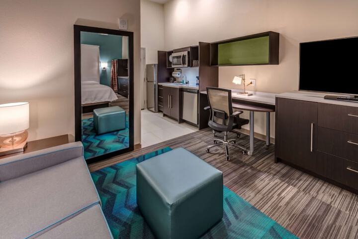 Room 14 of 25