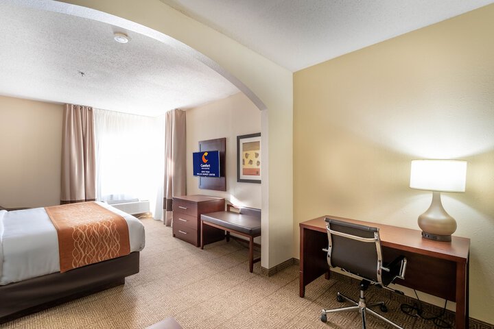Room 14 of 32