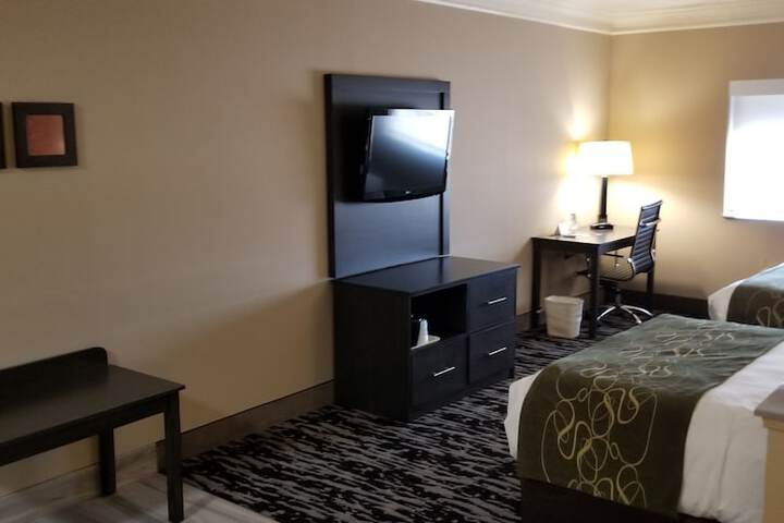 Room 16 of 43