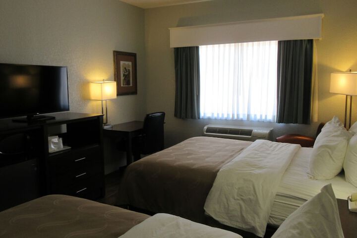 Quality Inn & Suites Pueblo West