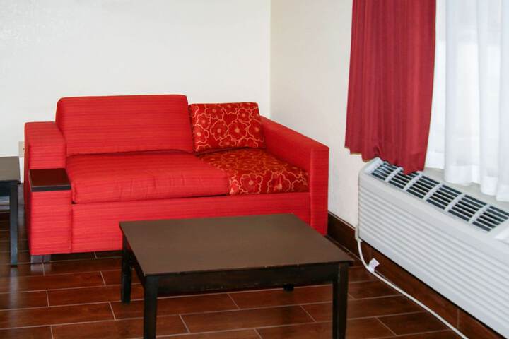 Room 69 of 96