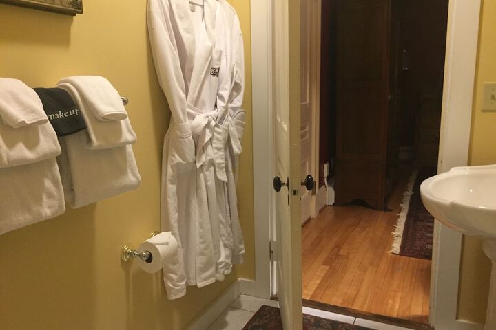 Room 12 of 35