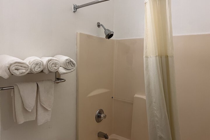 Room 25 of 41