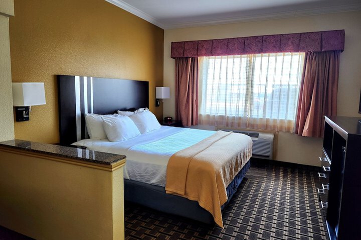 Room 18 of 55