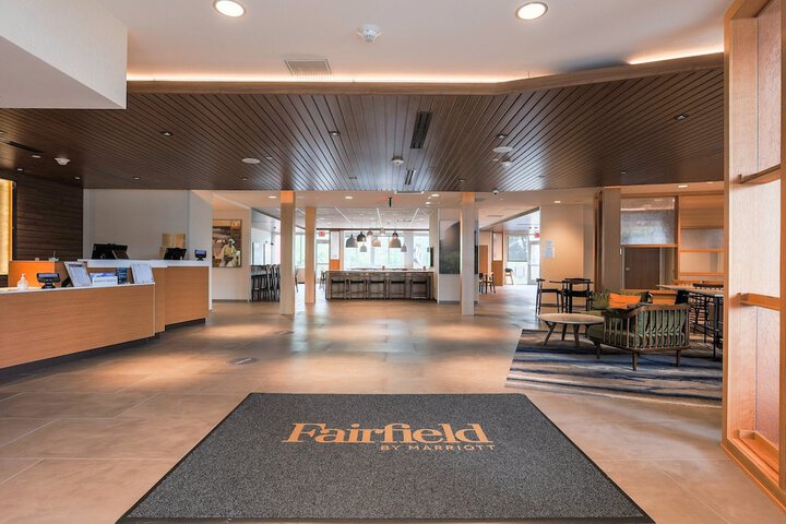 Hotel Interior 10 of 40