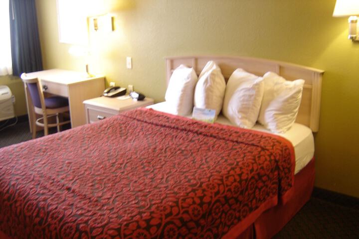 Room 46 of 61