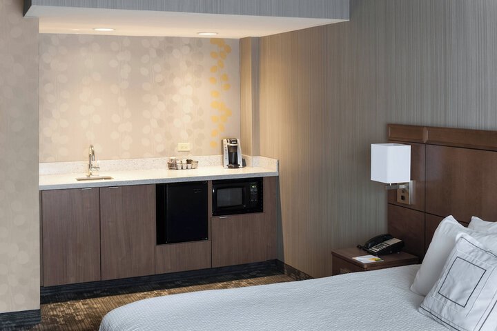 Room 18 of 46