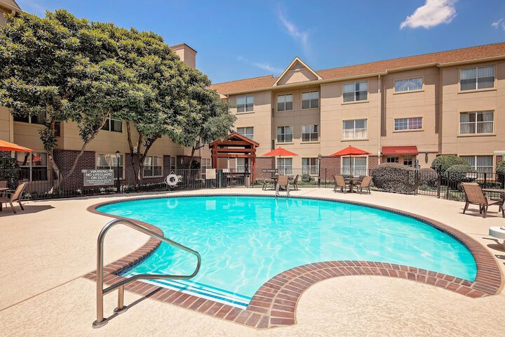 Pool 4 of 30