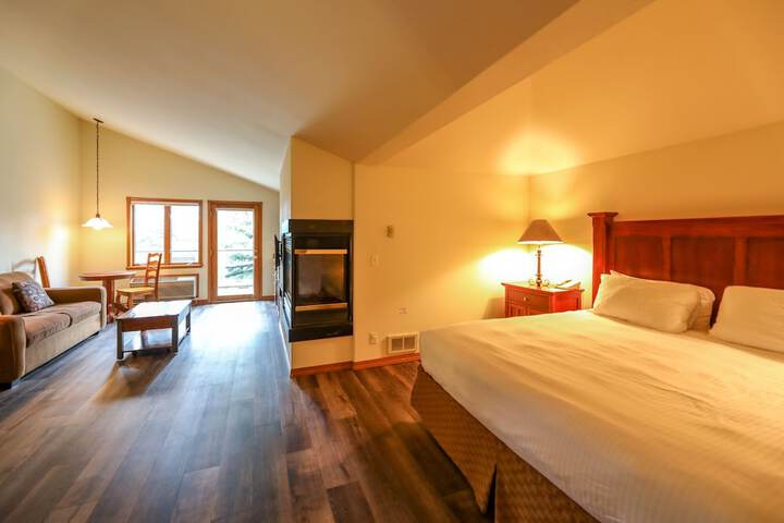 Room 100 of 184