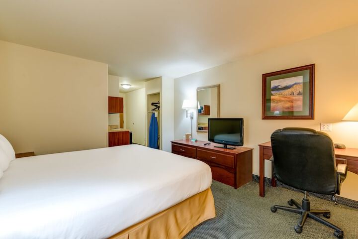 Room 32 of 47