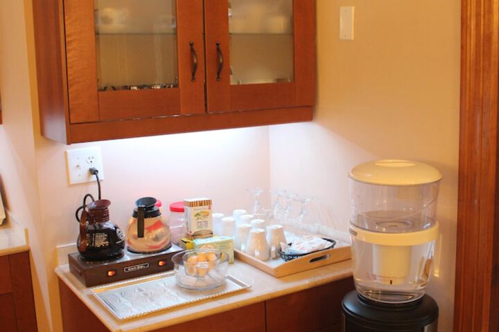 Breakfast/Coffee Service 62 of 73