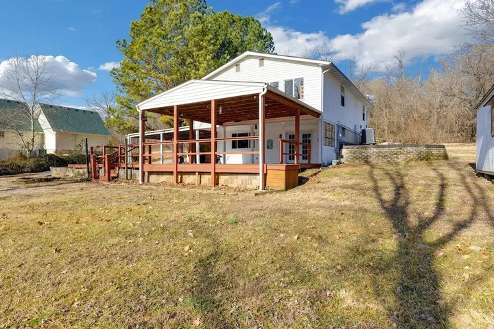 Waterfront Retreat at Rockaway With Fishing Dock 3 Bedroom Home by Redawning