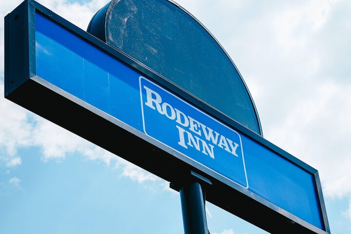 Rodeway Inn Monroe