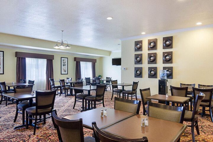 Hotel Interior 12 of 34