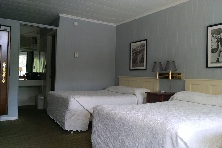 Room 34 of 75