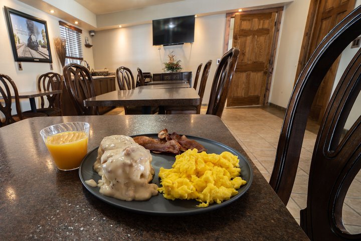 Breakfast/Coffee Service 26 of 30