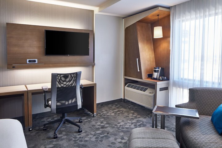 Courtyard by Marriott Atlanta Lithia Springs