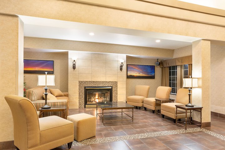 Hotel Interior 9 of 47
