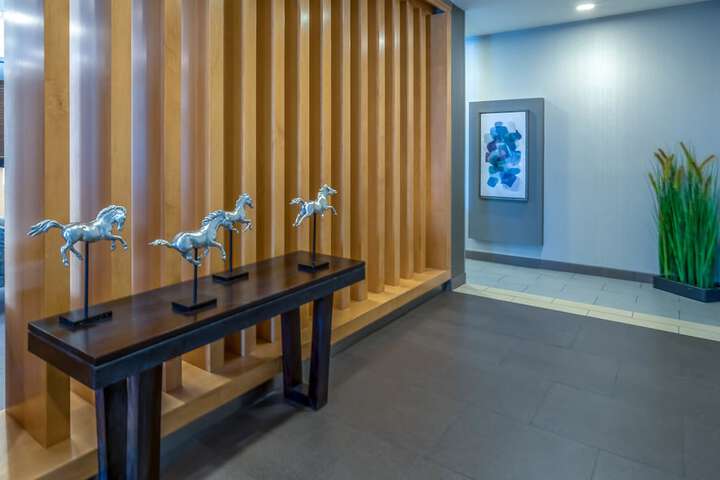 Ballroom/Hall 40 of 49