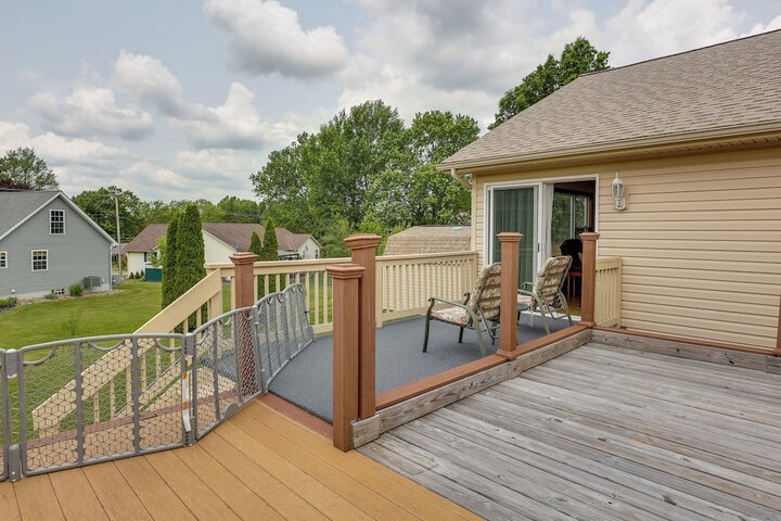 Wfh-friendly Columbiana Vacation Rental w / Deck!