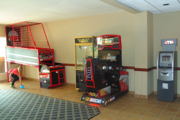 Room 16 of 46