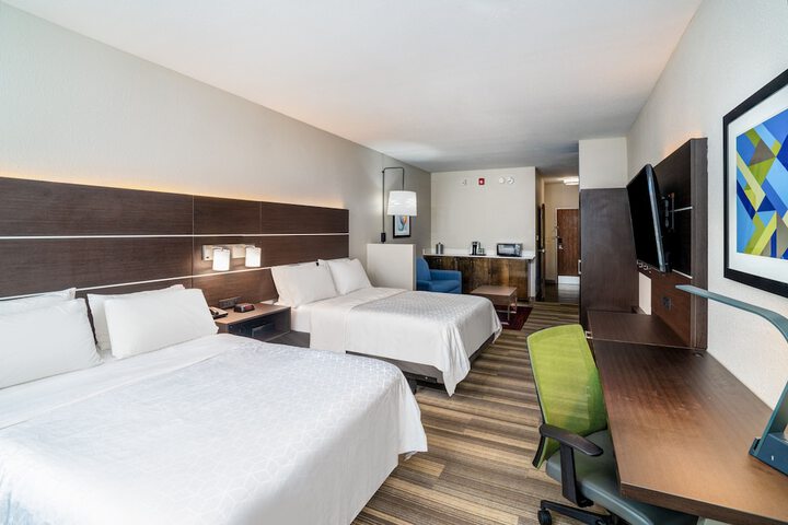 Room 33 of 57