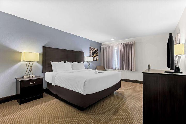 Room 14 of 71